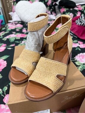 Zodiac Beige Woven Ankle-Strap Block Heel Sandals